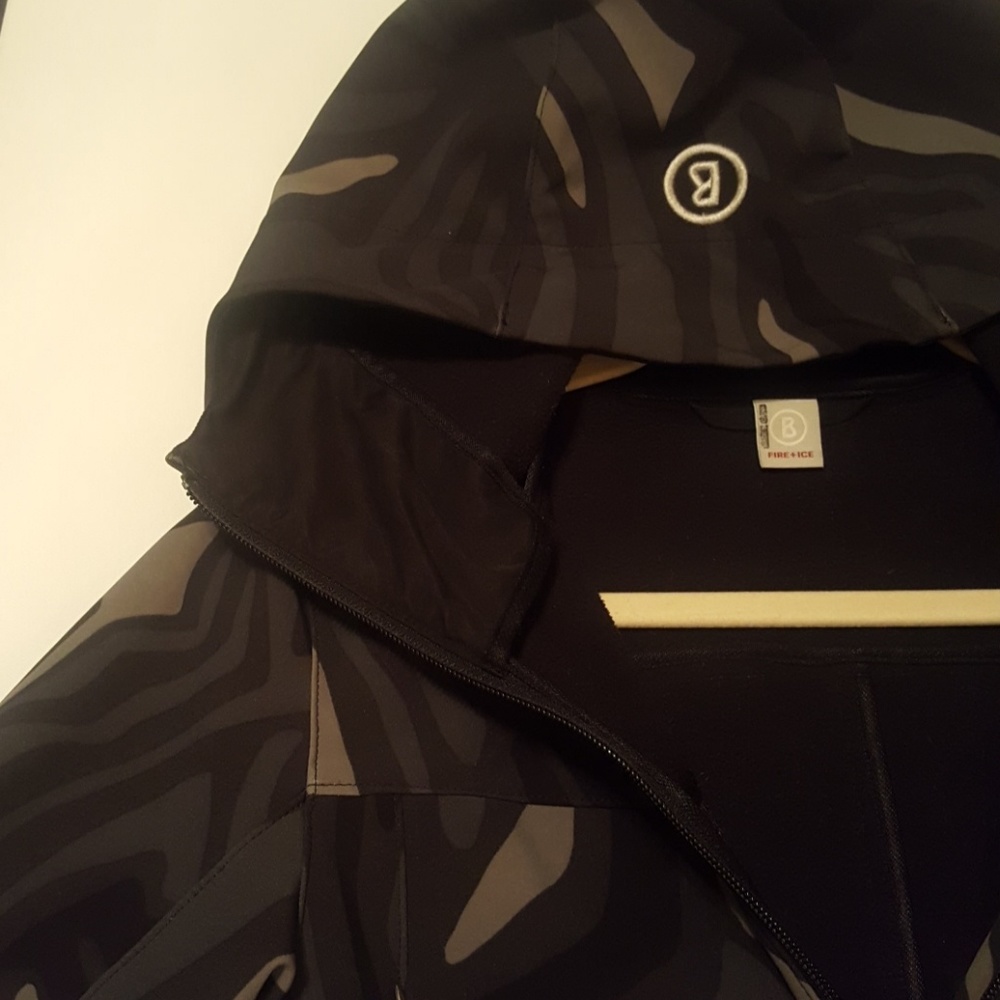 Jacket - Picture 3 of 4